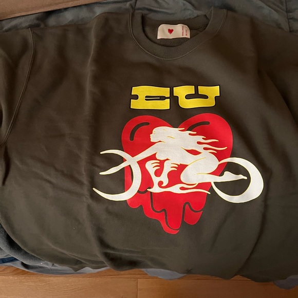 New Emotionally Unavailable sweatshirt - Picture 2 of 3